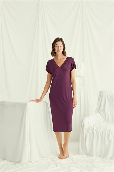 Yakası Dantelli Kısa Kollu Gecelik