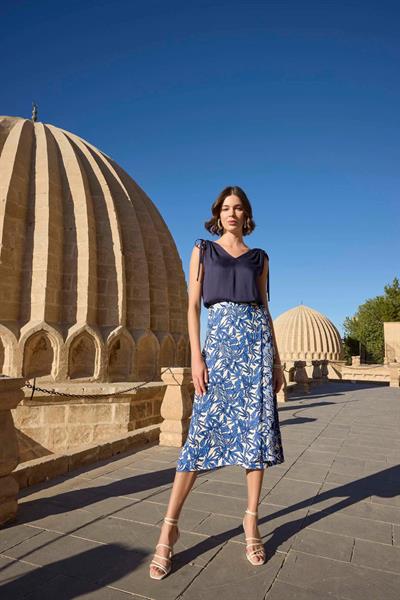 Yaprak Desenli Saten Etek Takımı