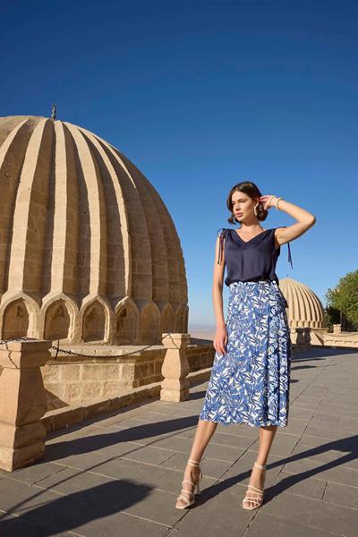 Yaprak Desenli Saten Etek Takımı