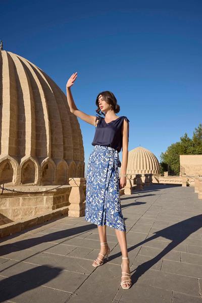 Yaprak Desenli Saten Etek Takımı