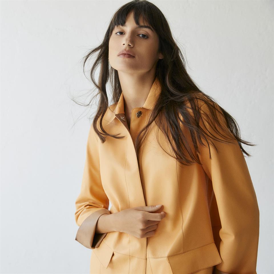 K14410 | LEATHER EGG-SHAPED REVERSIBLE COAT