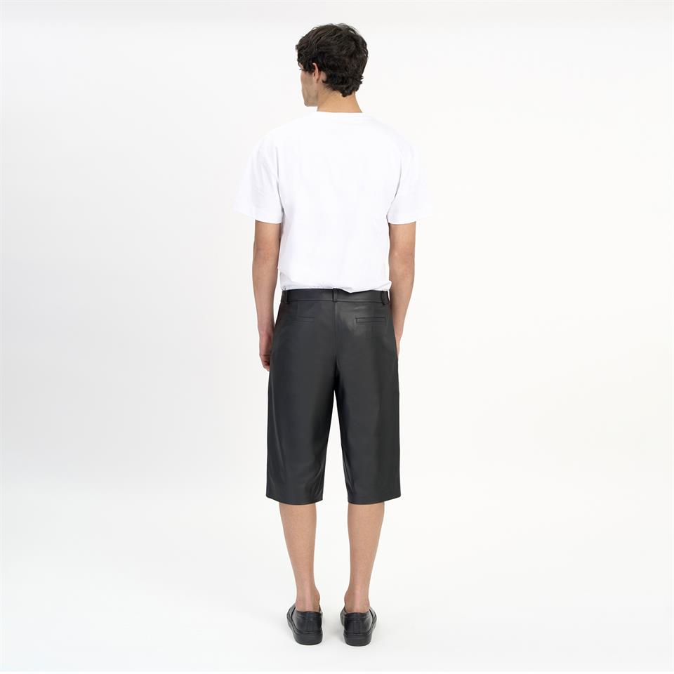 K14473 | Straight Leg Shorts