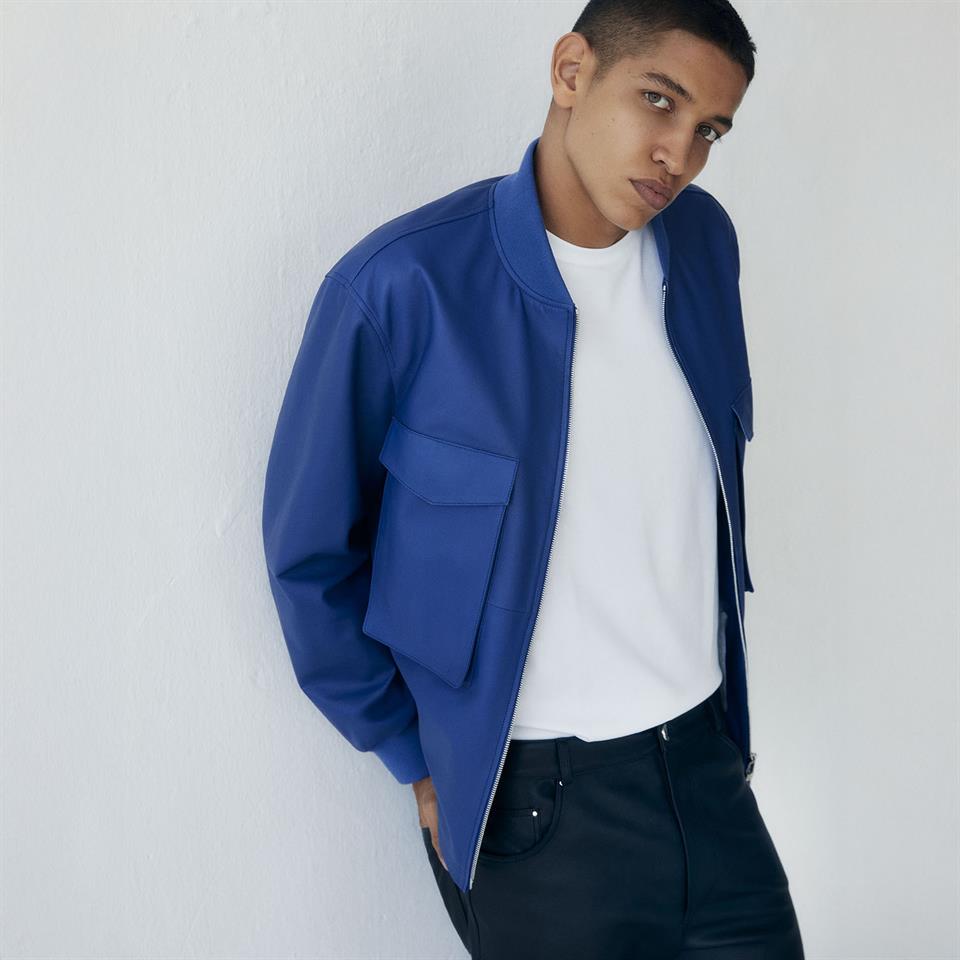 K14489 | LEATHER PATCH POCKET BOMBER JACKET
