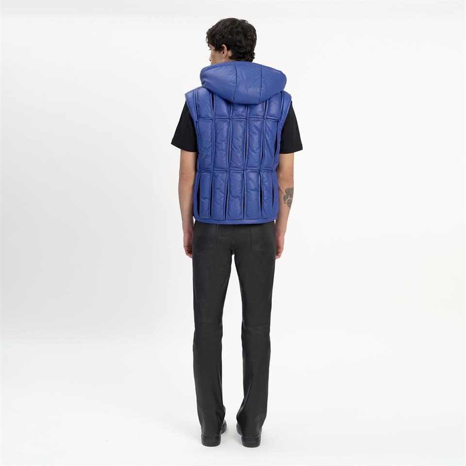 K14496 | LEATHER CUT-OUT PUFFER GILET