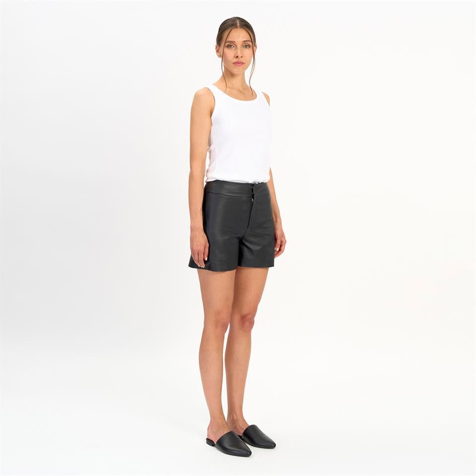 K14515 | Leather Short