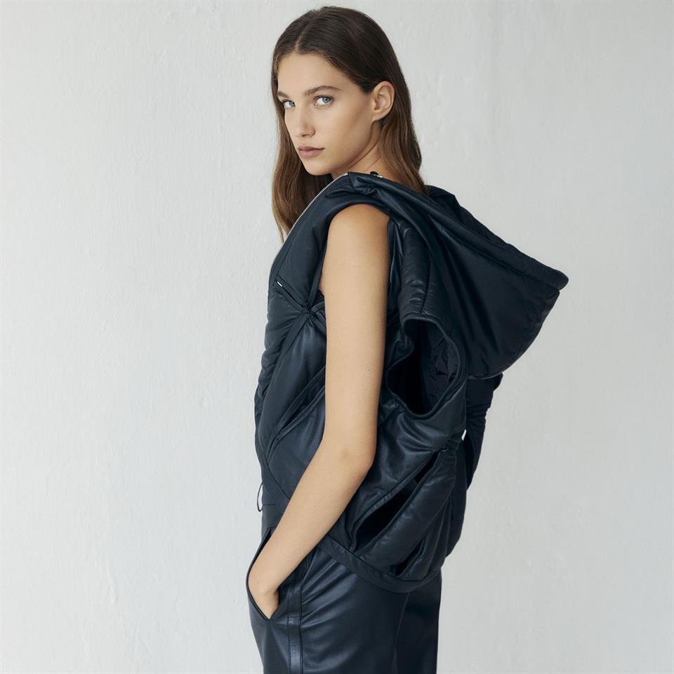 K14526 | Leather Cut-Out Puffer Gilet