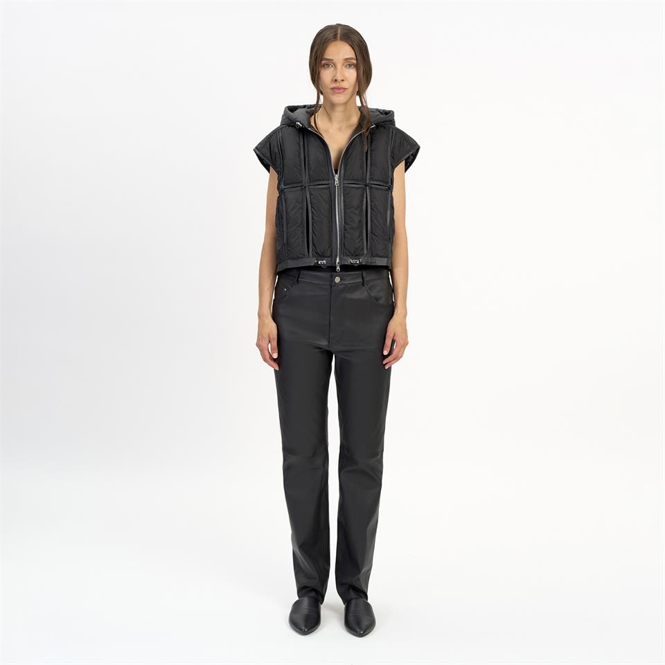 K14526 | Leather Cut-Out Puffer Gilet