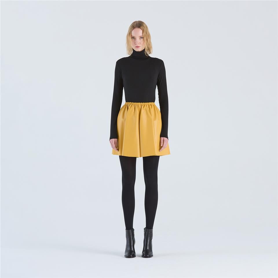 K14698 | Mini Skirt with Elastic