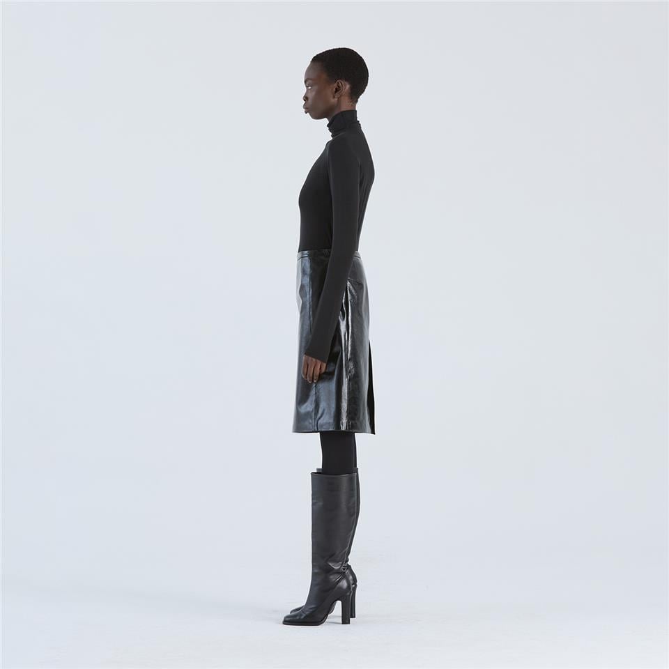 K14768 | Leather 4-Panel Skirt