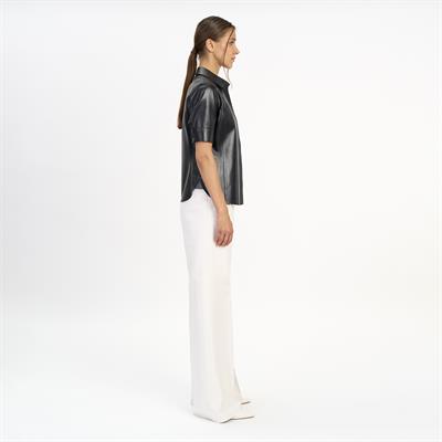 K14457 | Leather Classic Short Sleeve Shirt