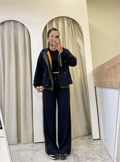 Briar LaciverT Marka Model Garnili Takım