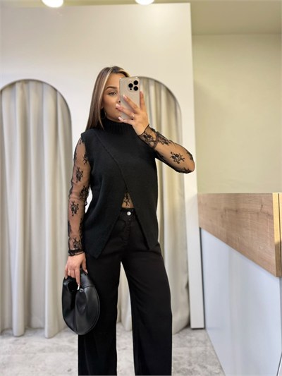 Clover Siyah Dantel Garnili Dik Yaka Süveter