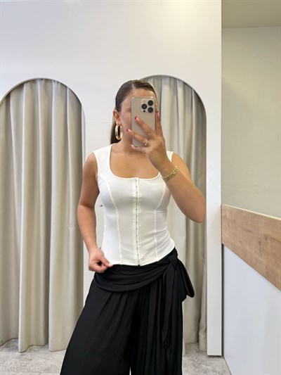 Dali Beyaz Önü Kancalı Atlet