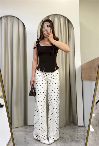 Doll Beyaz Üstü Kahve Puantiyeli Jean