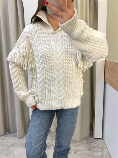 Elegan Krem Saçaklı Kazak
