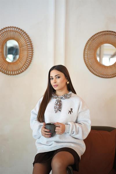 Fular Detaylı Oversize Sweatshirt