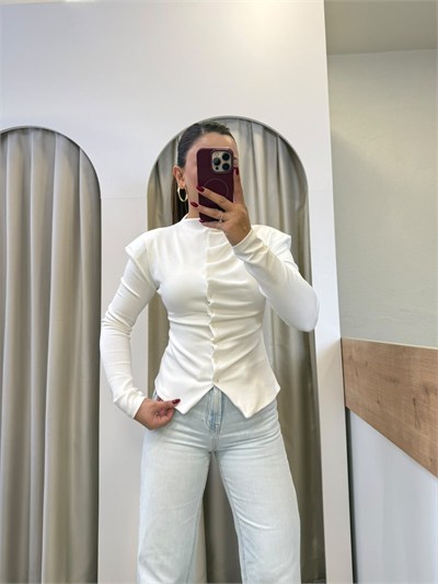 Jura Beyaz Vatkalı Önü Drape Düğmeli Bluz