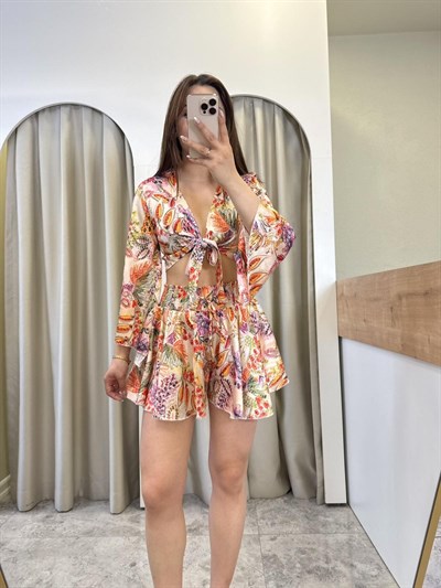Laura Etnik Desen Renkli Saten Takım
