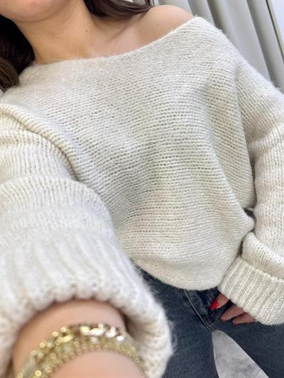 Niss Krem Kayık Yaka Oversize Kazak