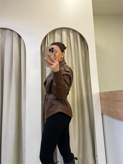 Sophie Kahve Kuşaklı Deri Ceket