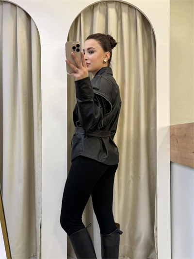 Sophie Siyah Kuşaklı Deri Ceket