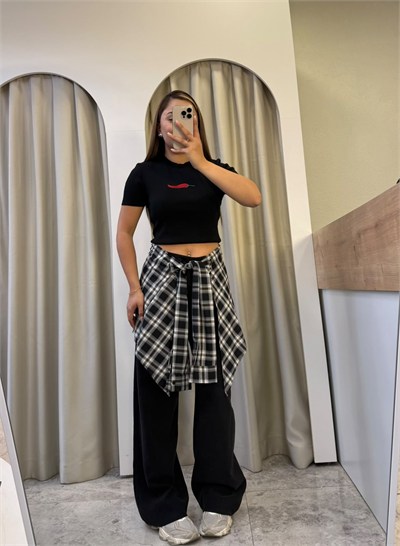 Tova Siyah Biber Baskılı Triko Bluz