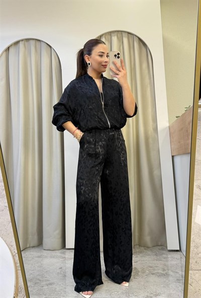 Vogue Siyah Jakarlı Saten Takım