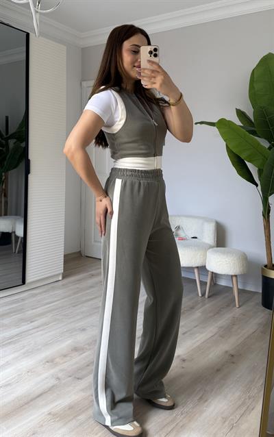 Yeşil Modal Yelekli Şeritli Takım