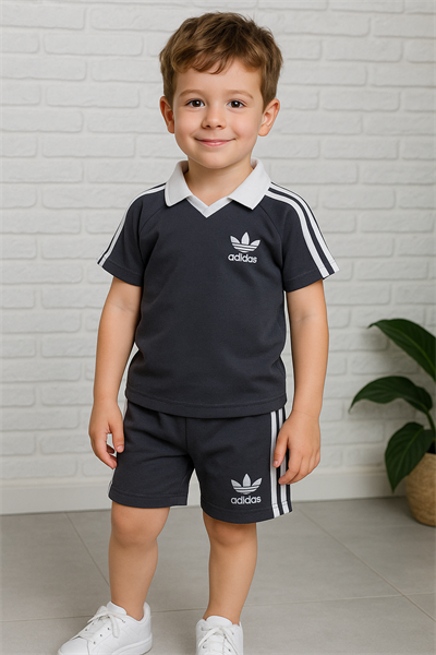 Yazı Detaylı Polo Yaka Tshirt ve Şort Alt Üst Erkek Çocuk Takım 