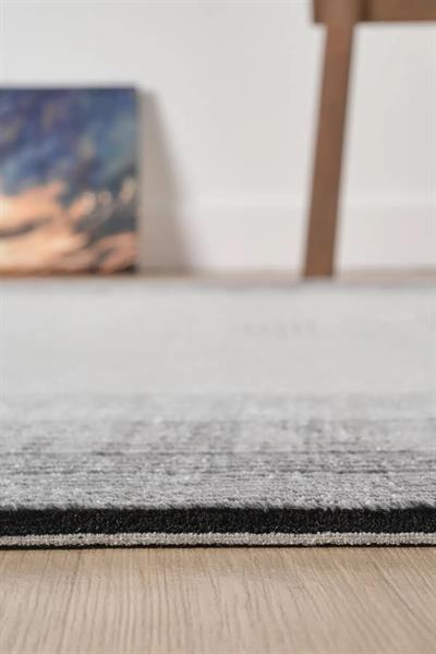 Edge Serisi Gri Antrasit Modern Salon Halısı – Çerçeve Desenli Akrilik Halı