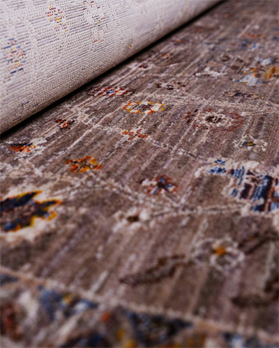 7-24 Krem Vintage Halı Zamansız Çiçek Desenli Modern ve Antibakteriyel