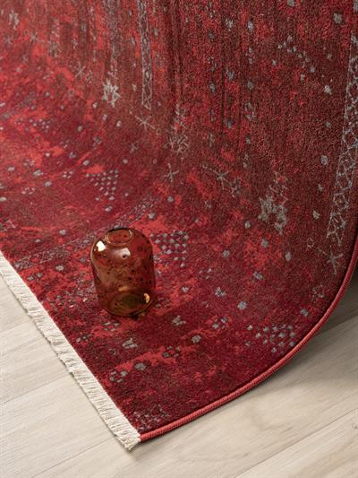 Asır Serisi Modern Klasik Bordo Halı – Şık, Dayanıklı ve Kolay Temizlenir