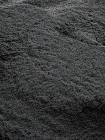 Velora Serisi Antrasit Oval Tavşan Peluş Halı – Ultra Yumuşak Kaymaz Taban Modern Peluş Halı