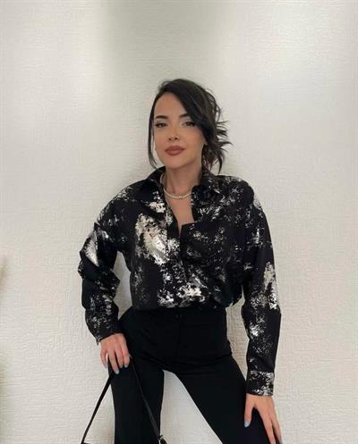   SİYAHA GÜMÜŞ VARAKLI GÖMLEK