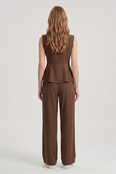 Acı Kahve Sıfır Kol Peplum Bluz Bol Paça Pantolon Takım 18007
