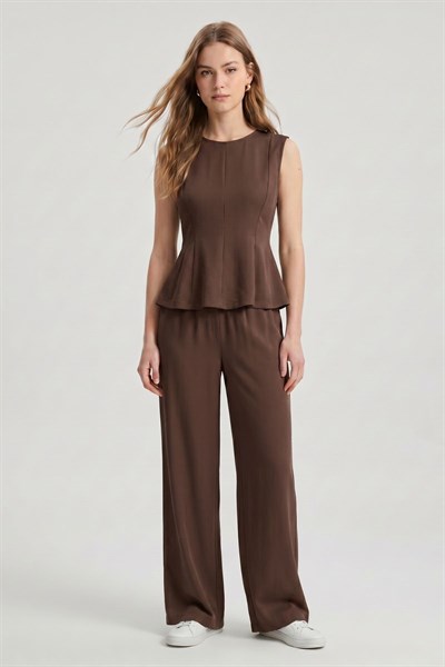Acı Kahve Sıfır Kol Peplum Bluz Bol Paça Pantolon Takım 18007