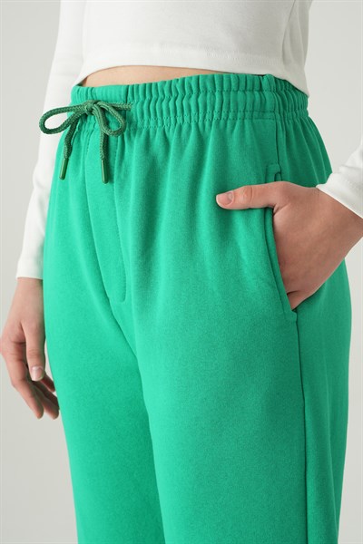 Benetton Yeşili Bel Bağcıklı Eşofman 1600