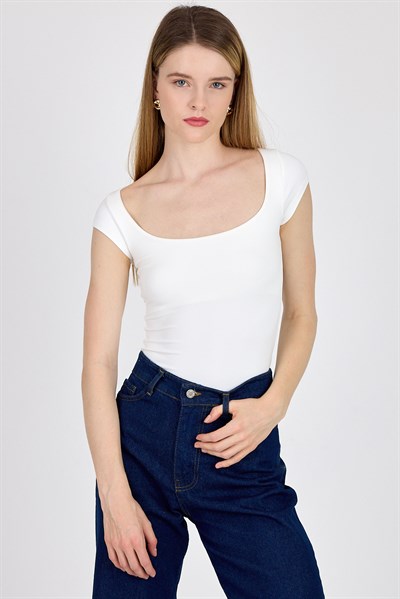 Beyaz Kare Yaka Kısa Kol Body 3116