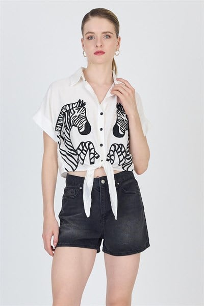 Beyaz Nakışlı Zebra Desenli Bağlamalı Crop Gömlek 2257