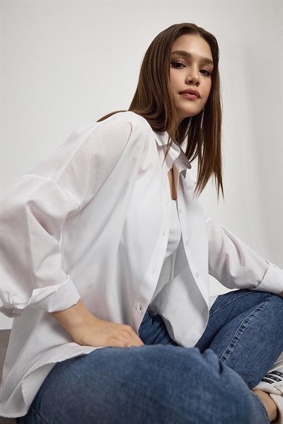 Beyaz Relaxed Fit Rahat Kesim Basic Gömlek - 6621A
