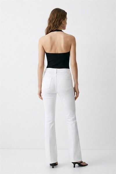 Beyaz Yüksek Bel Flare Jean 826