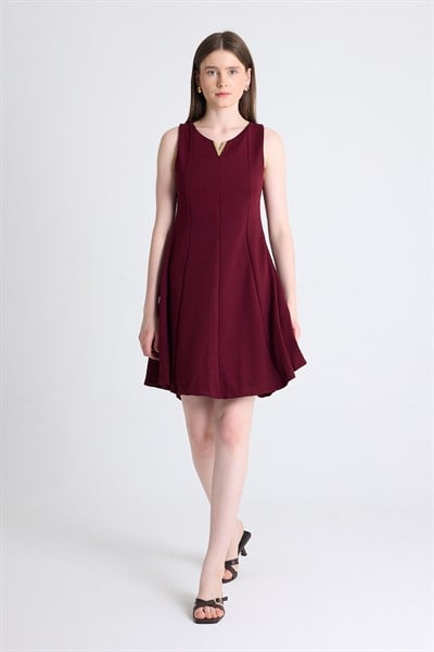 Bordo Aksesuar Detaylı Kolsuz Mini Elbise 2238