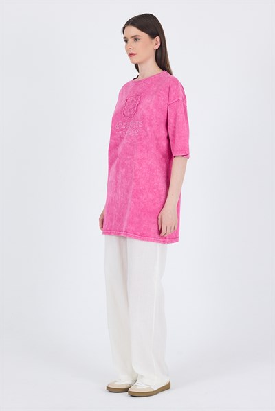 Fuşya Yazı Nakışlı Oversize Tişört 253017