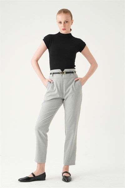 Gri Bel V Kesim Kemerli Pantolon 8404A