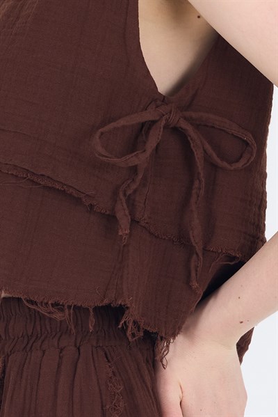 Kahve %100 Pamuk Yan Bağlama Detaylı Müslin Bluz 7041