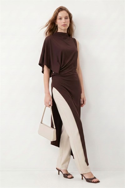 Kahve Dik Yaka Asimetrik Kesim Uzun Tunik 261659