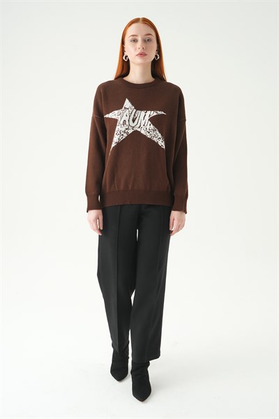 Kahve - Ekru Yıldız Baskılı Oversize Kazak 2474
