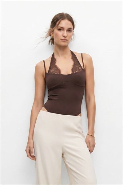 Kahve İnce Askılı Dantel Detaylı Çıtçıtlı Bodysuit 3235