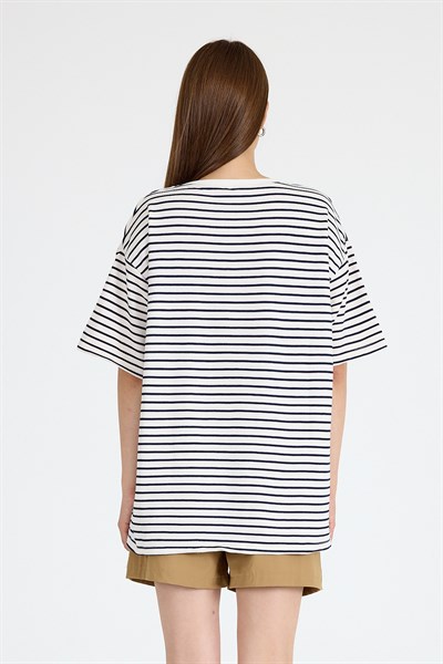 Laci Ayı Nakışlı Çizgili Oversize Tişört 3083