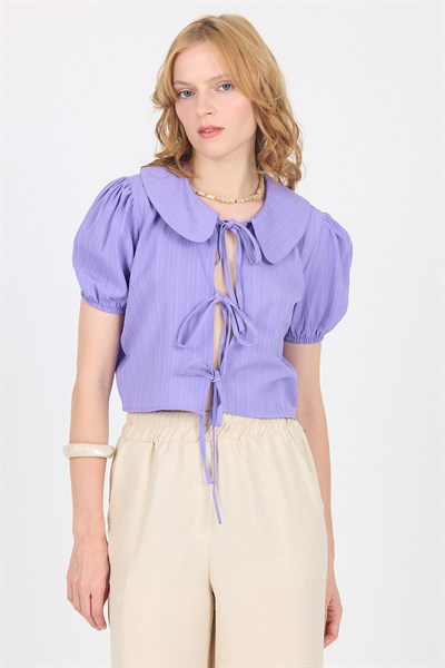 Lila Bağlama Detaylı Bebe Yaka Crop Bluz 8064